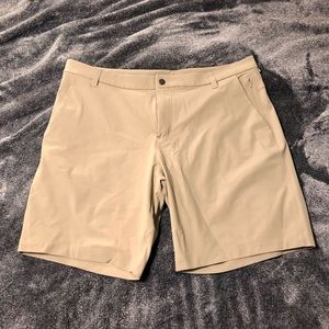 Lululemon Commission Short 9” Inseam 38 Khaki